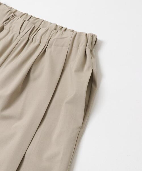 URBAN RESEARCH ROSSO WOMEN(アーバンリサーチ ロッソ)の「ウォッシャブルイージータックパンツ(その他パンツ・レディース・ベージュ系その他/グレー/ブラック・36/38)」の9枚目の写真