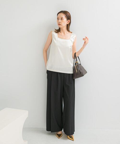 URBAN RESEARCH ROSSO WOMEN(アーバンリサーチ ロッソ)の「ウォッシャブルイージータックパンツ(その他パンツ・レディース・ベージュ系その他/グレー/ブラック・36/38)」の17枚目の写真