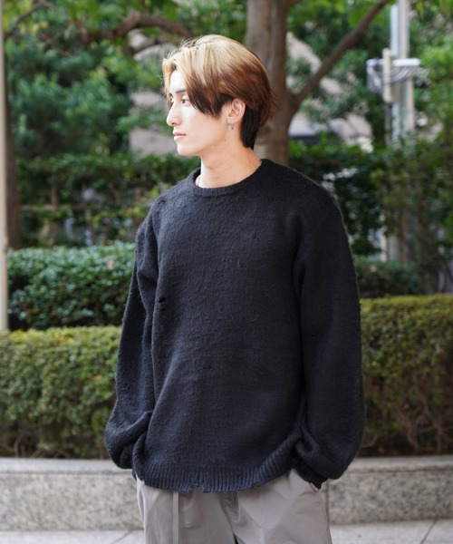 TOWNCRAFT（タウンクラフト）の「TOWNCRAFT / タウンクラフト DAMAGED SOLID SHAGGY CREW SWEATER ダメージ加工 無地 ソリッド シャギー クルーセーター モヘアタッチ（ニット/セーター・メンズ・ブラック×ブラック/マスタード/グリーン/ブラック・X-SMALL/MEDIUM/LARGE）」の3枚目の写真