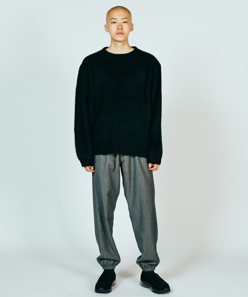 TOWNCRAFT（タウンクラフト）の「TOWNCRAFT / タウンクラフト DAMAGED SOLID SHAGGY CREW SWEATER ダメージ加工 無地 ソリッド シャギー クルーセーター モヘアタッチ（ニット/セーター・メンズ・ブラック×ブラック/マスタード/グリーン/ブラック・X-SMALL/MEDIUM/LARGE）」の7枚目の写真