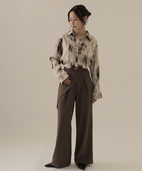 SUWDEE（スーディー）の「nuance print shirt（シャツ/ブラウス・レディース・ブラウン/ダークグレー・FREE）」の9枚目の写真