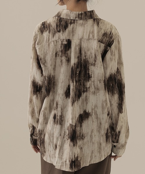 SUWDEE（スーディー）の「nuance print shirt（シャツ/ブラウス・レディース・ブラウン/ダークグレー・FREE）」の13枚目の写真
