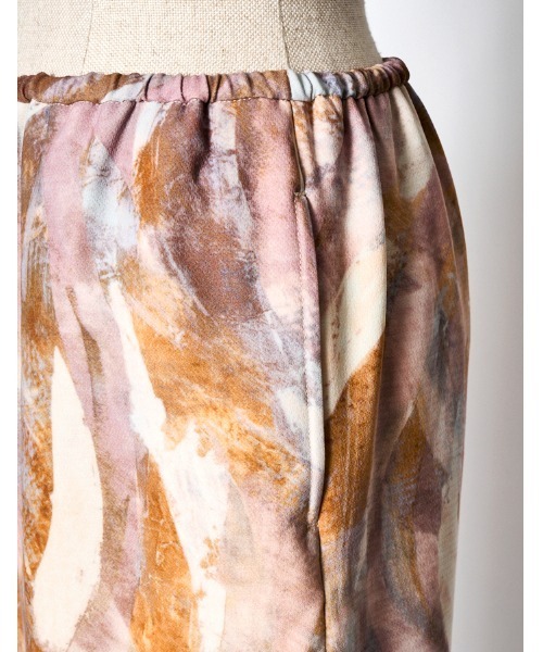 RUMCHE(ラムシェ)の「Wing Print Trousers / ウィングプリントパンツ(その他パンツ・レディース・ブルー・SMALL)」の8枚目の写真