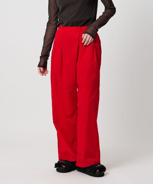 UNITED ARROWS（ユナイテッドアローズ）の「アシンメトリー タック ワイドパンツ はっ水 ウォッシャブル（その他パンツ・レディース・ブラック/レッド/グレー系・40/34/38/36）」の9枚目の写真