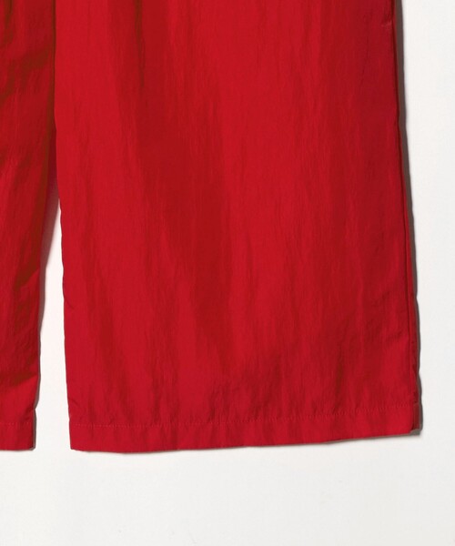UNITED ARROWS（ユナイテッドアローズ）の「アシンメトリー タック ワイドパンツ はっ水 ウォッシャブル（その他パンツ・レディース・ブラック/レッド/グレー系・40/34/38/36）」の21枚目の写真