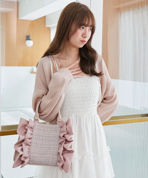 MAJESTIC LEGON（マジェスティックレゴン）の「ツイードフリルショルダーバッグ（ショルダーバッグ・レディース・ピンク/ライトグレー/アイボリー/ブラック・FREE）」の12枚目の写真