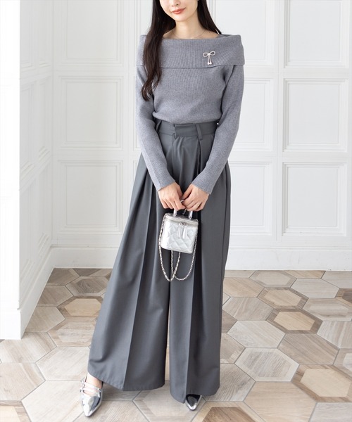 clear（クリア）の「ブローチ付きオフショルニットトップス[バレエコア ガーリー]（ニット/セーター・レディース・アイボリー/ピンク/グレー/ブラウン/ブラック・F）」の8枚目の写真