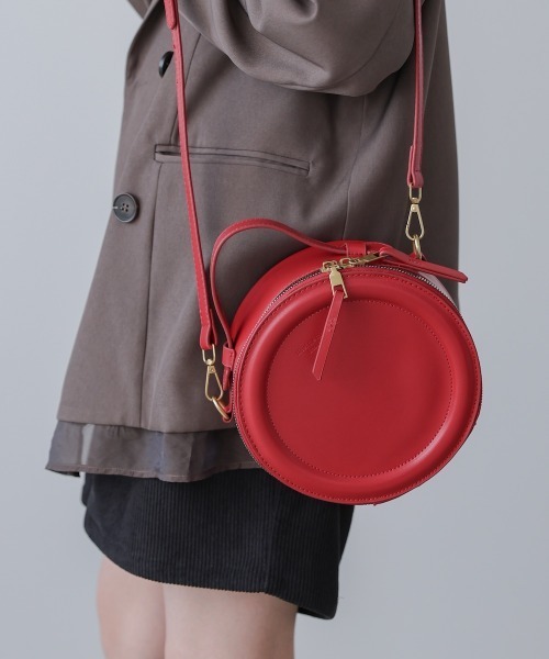 Bab(バブ)の「2WAYサークルバッグ(ショルダーバッグ・レディース・ブラック/オフホワイト/ブラウン/レッド・ONESIZE)」の4枚目の写真