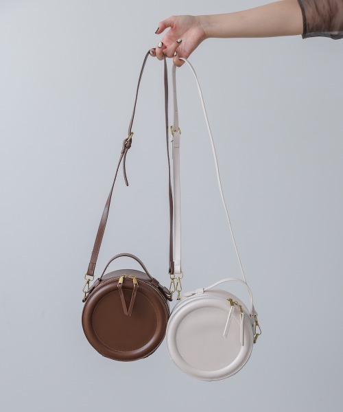 Bab(バブ)の「2WAYサークルバッグ(ショルダーバッグ・レディース・ブラック/オフホワイト/ブラウン/レッド・ONESIZE)」の14枚目の写真