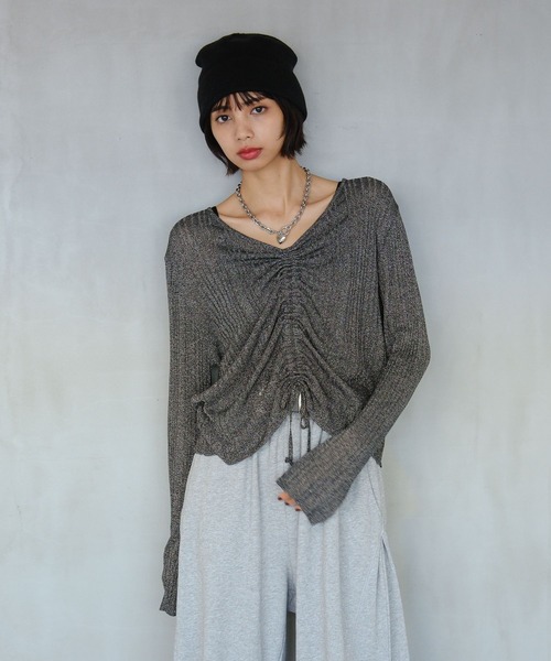 PAGEBOY(ページボーイ)の「フロントシャーリングラメニット(ニット/セーター・レディース・ブラック/シルバー/レッド系その他・FREE)」の8枚目の写真