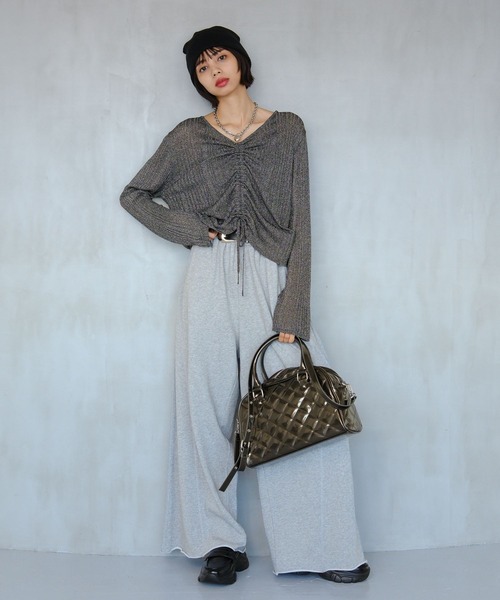 PAGEBOY(ページボーイ)の「フロントシャーリングラメニット(ニット/セーター・レディース・ブラック/シルバー/レッド系その他・FREE)」の6枚目の写真