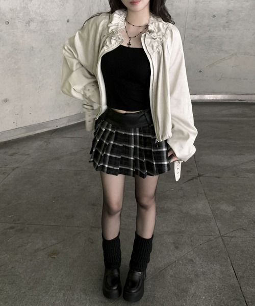 VEILA（ヴェイラ）の「ハイネック ブルゾン（ブルゾン・レディース・ブラック/ベージュ・S/M）」の11枚目の写真