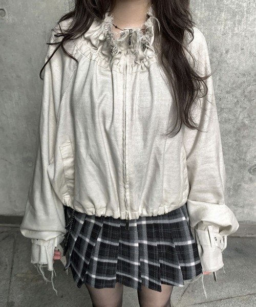 VEILA（ヴェイラ）の「ハイネック ブルゾン（ブルゾン・レディース・ブラック/ベージュ・S/M）」の18枚目の写真