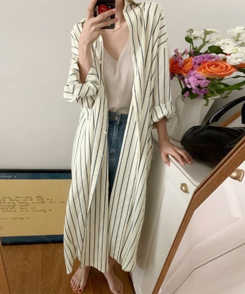 Doux Belle(ドゥーベル)の「ストライプ柄ロングシャツワンピース(シャツワンピース・レディース・オフホワイト/ブラック・FREE)」の3枚目の写真