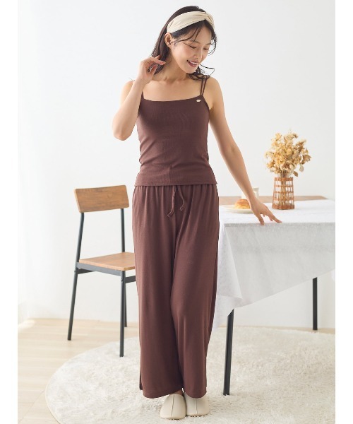 tutuanna(チュチュアンナ)の「ロングパンツ カップ付きルームウェア3点セット(ルームウェア/パジャマ・レディース・グレイッシュブルー/ブラウン・S/M/L)」の10枚目の写真
