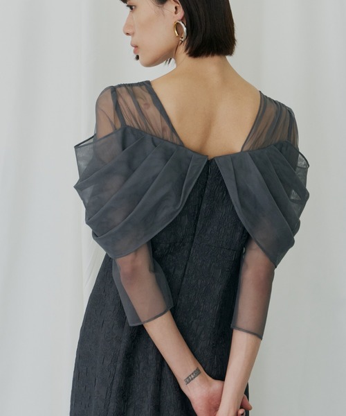 ANDRESD(アンドレスド)の「チュールドレープジャガードドレス / tulle drape jacquard dress(ドレス・レディース・グリーン/グレー/ベージュ×ブラック/チャコール・S/L/M)」の19枚目の写真