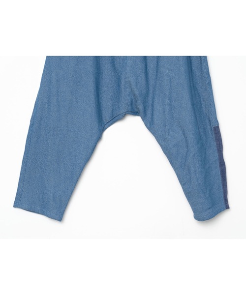 bedsidedrama（ベットサイドドラマ）の「Mix Tex Relax Jeans（デニムパンツ・レディース・インディゴブルー/ブルー/グレー・1/2）」の22枚目の写真