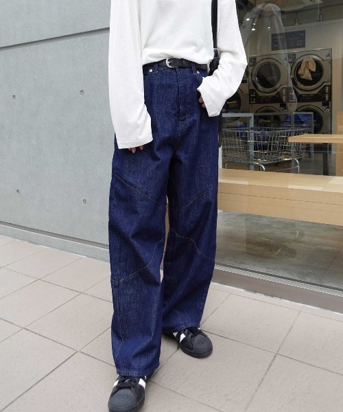 CORNERS(コーナーズ)の「切り替えカーブデニムパンツ(デニムパンツ・レディース・ブラック/インディゴブルー・マルチサイズ)」の1枚目の写真