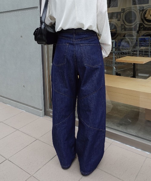 CORNERS(コーナーズ)の「切り替えカーブデニムパンツ(デニムパンツ・レディース・ブラック/インディゴブルー・マルチサイズ)」の8枚目の写真