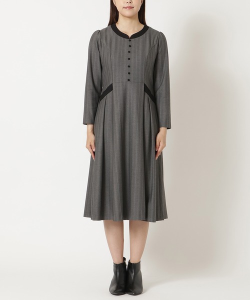 Rose Tiara（ローズティアラ）の「【吸湿発熱/毛玉になりにくい】配色切替クラシカルワンピース（ワンピース・レディース・ブラウン/ピンク/グレー・38/46/42/40）」の14枚目の写真