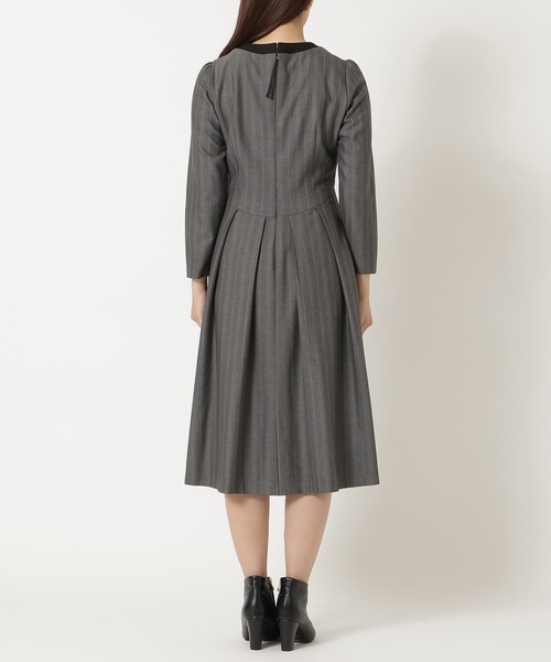 Rose Tiara（ローズティアラ）の「【吸湿発熱/毛玉になりにくい】配色切替クラシカルワンピース（ワンピース・レディース・ブラウン/ピンク/グレー・38/46/42/40）」の12枚目の写真