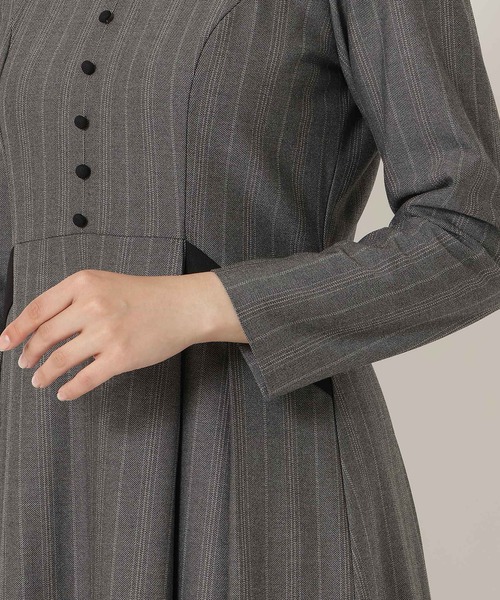 Rose Tiara（ローズティアラ）の「【吸湿発熱/毛玉になりにくい】配色切替クラシカルワンピース（ワンピース・レディース・ブラウン/ピンク/グレー・38/46/42/40）」の9枚目の写真