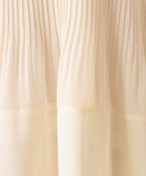 Elura（エルーラ）の「≪入卒/セレモニー/通勤≫プリーツブラウス/603868（シャツ/ブラウス・レディース・ネイビー/オフホワイト/ライトブルー・FREE）」の21枚目の写真