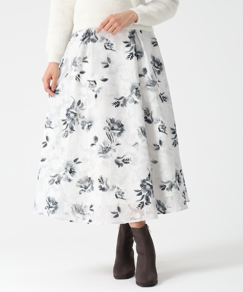 MISCH MASCH（ミッシュマッシュ）の「2025秋冬新作 水彩フラワーカットジャガードスカート（スカート・レディース・グレー/ブラック×ホワイト/レッド・S/M）」の12枚目の写真