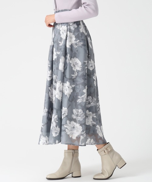 MISCH MASCH（ミッシュマッシュ）の「2025秋冬新作 水彩フラワーカットジャガードスカート（スカート・レディース・グレー/ブラック×ホワイト/レッド・S/M）」の13枚目の写真