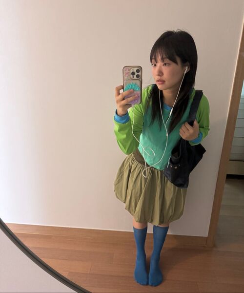 PARTIMENTO WOMEN(パルティメントウィメン)の「ボタンポイントパフミディスカート_カーキグリーン(スカート・レディース・その他・SMALL/MEDIUM)」の2枚目の写真