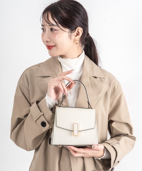 GIANNI NOTARO（ジャンニノターロ）の「【GIANNI NOTARO 】ミニハンドバッグ　ショルダーバッグ　本革（ショルダーバッグ・レディース・ブラック/アイボリー/ベージュ系その他・FREE）」の5枚目の写真