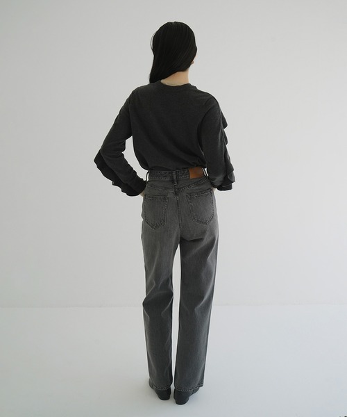 CLANE(クラネ)の「W FACE SHOULDER FRILL KNIT CARDIGAN(カーディガン/ボレロ・レディース・グレー/ベージュ・1/2)」の7枚目の写真