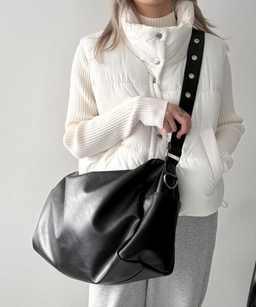 WEGO(ウィゴー)の「WEGO/ハトメベルトBIGショルダー(ショルダーバッグ・レディース・ブラック系その他/ブラック・FREE)」の5枚目の写真