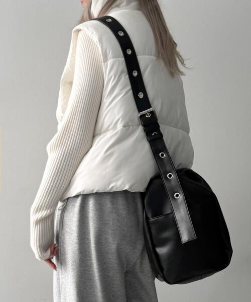 WEGO(ウィゴー)の「WEGO/ハトメベルトBIGショルダー(ショルダーバッグ・レディース・ブラック系その他/ブラック・FREE)」の7枚目の写真