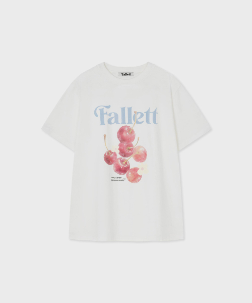 Fallett(ファレット)の「チェリープリントオーバーフィット半袖アイボリー(Tシャツ/カットソー・レディース・その他・SMALL/MEDIUM)」の1枚目の写真
