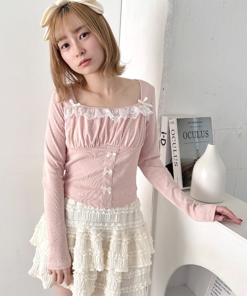 Loueme(ルエム)の「リボンレースコルセットトップス(Tシャツ/カットソー・レディース・グレー/アイボリー/ライトブルー/ピンク・FREE)」の4枚目の写真