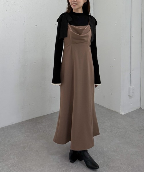 archives(アルシーヴ)の「2way肩リボンキャミワンピース(ワンピース・レディース・チャコールグレー/モカ/ブラック・MEDIUM)」の14枚目の写真