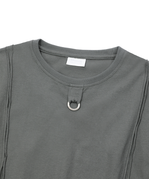 EPISODE UNTITLED(エピソードアンタイトルド)の「CROP CUT-OFF LOGO RING POINT T-SHIRT_GREY(Tシャツ/カットソー・レディース・その他・1)」の3枚目の写真