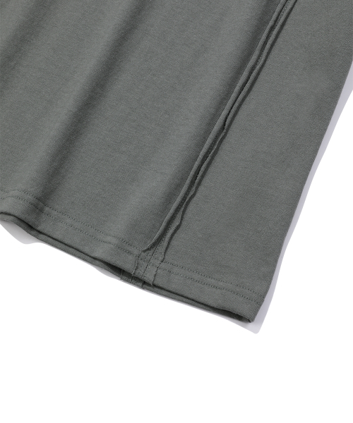 EPISODE UNTITLED(エピソードアンタイトルド)の「CROP CUT-OFF LOGO RING POINT T-SHIRT_GREY(Tシャツ/カットソー・レディース・その他・1)」の6枚目の写真