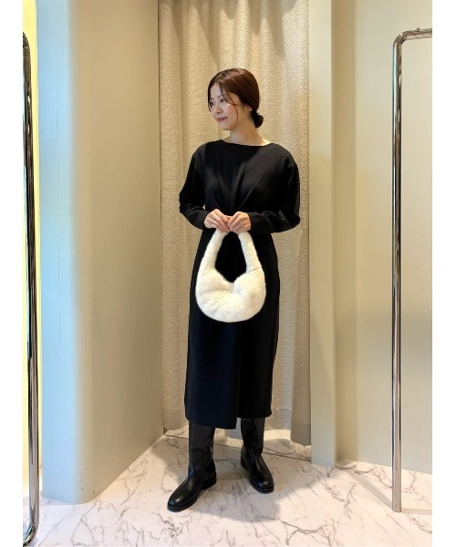 ESTNATION（エストネーション）の「ESTNATION / エコファー ワンハンドルバッグ（ショルダーバッグ・レディース・オフホワイト/グレー/ライトブルー・FREE）」の10枚目の写真