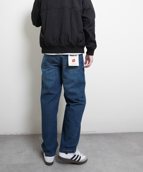 HANES(ヘインズ)の「Hanes ワイドフィットデニムパンツ(その他パンツ・メンズ・ネイビー系/ブルー/ライトブルー・MEDIUM/LARGE/SMALL/X-LARGE)」の18枚目の写真