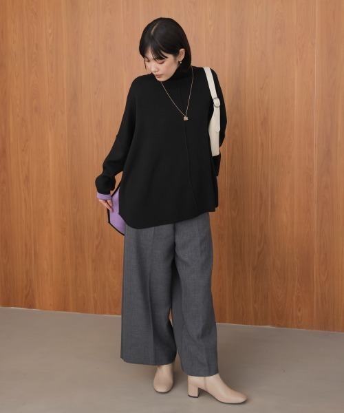 Bou Jeloud(ブージュルード)の「リバーシブルWフェイスポンチョ風ニットプルオーバー(ニット/セーター・レディース・ライトグレー/イエロー系その他/ブラック系その他・FREE)」の5枚目の写真