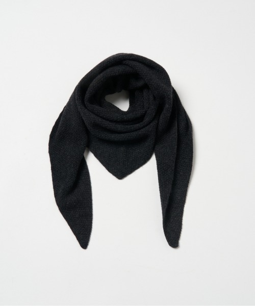 HELIOPOLE（エリオポール）の「TRIANGLE HEAD SCARF（マフラー・レディース・ライトグレー/レッド/ブラウン/チャコールグレー・FREE）」の2枚目の写真