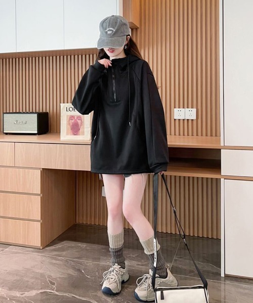 SallyLunn(サリーラン)の「ハーフジップフードゆるスウェット(スウェット・レディース・ブラウン/スミクロ・MEDIUM/LARGE)」の3枚目の写真