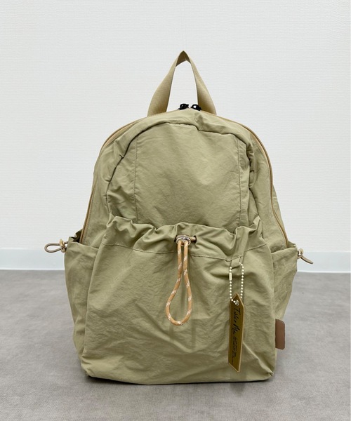 nicott（ニコット）の「NC:TakeMe（テイクミー）Today Purse デイパック（バックパック/リュック・レディース・ベージュ/オフホワイト/グレー/ブラック・FREE）」の4枚目の写真