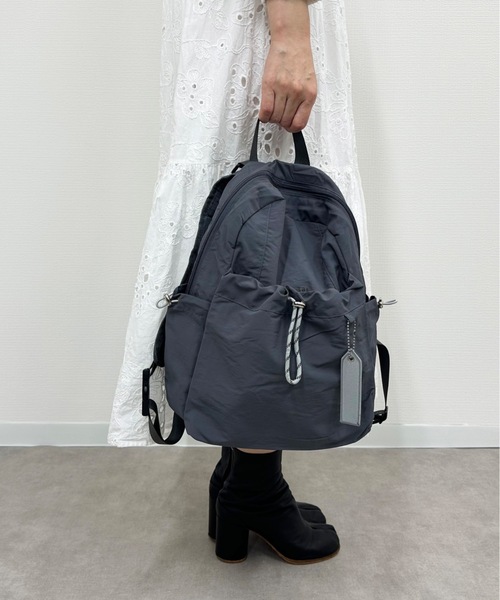 nicott（ニコット）の「NC:TakeMe（テイクミー）Today Purse デイパック（バックパック/リュック・レディース・ベージュ/オフホワイト/グレー/ブラック・FREE）」の17枚目の写真