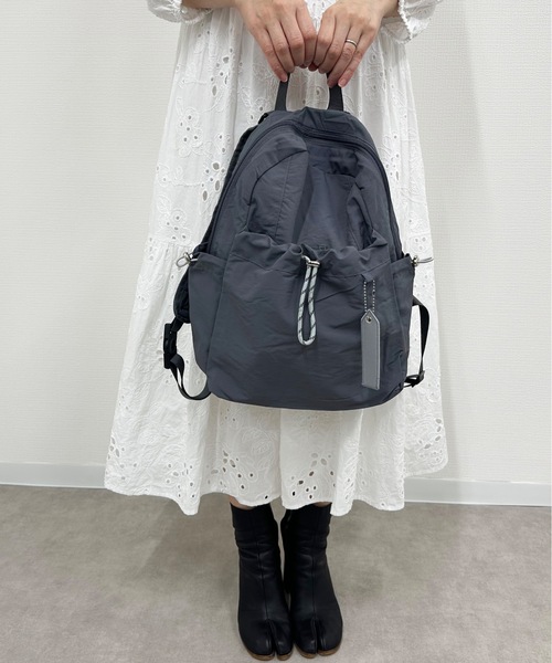 nicott（ニコット）の「NC:TakeMe（テイクミー）Today Purse デイパック（バックパック/リュック・レディース・ベージュ/オフホワイト/グレー/ブラック・FREE）」の18枚目の写真
