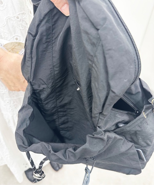 nicott（ニコット）の「NC:TakeMe（テイクミー）Today Purse デイパック（バックパック/リュック・レディース・ベージュ/オフホワイト/グレー/ブラック・FREE）」の19枚目の写真