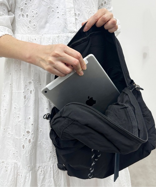 nicott（ニコット）の「NC:TakeMe（テイクミー）Today Purse デイパック（バックパック/リュック・レディース・ベージュ/オフホワイト/グレー/ブラック・FREE）」の14枚目の写真