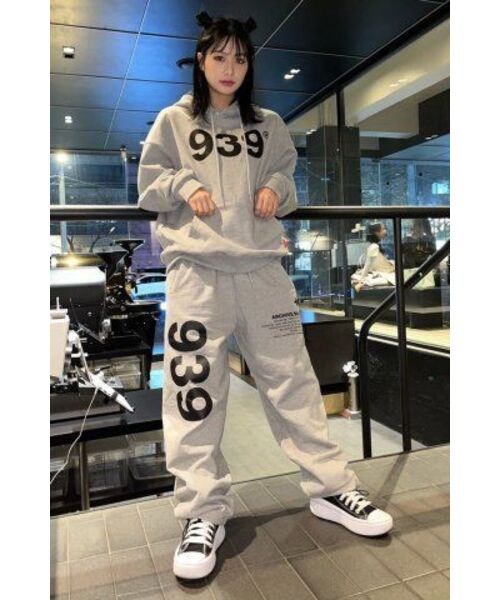 ARCHIVE BOLD(アーカイブボールド)の「939 LOGO HOOD(GRAY)(パーカー・メンズ・その他・MEDIUM/LARGE/X-LARGE/SMALL)」の17枚目の写真